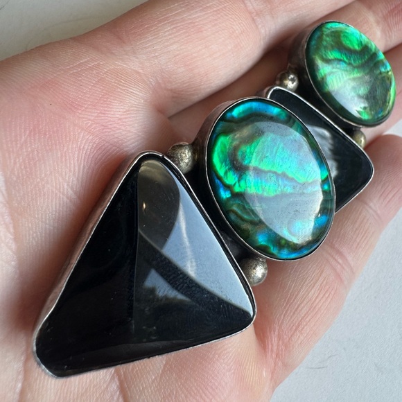 Elegant Sterling Silver Green Abalone and Black Onyx Clip Earrings 26.6g - Picture 9 of 15